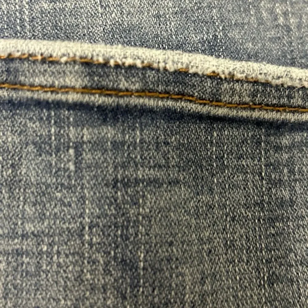 AMERICAN EAGLE Extreme Flex 4 Slim Straight Distressed Light Wash Jeans 36x34
